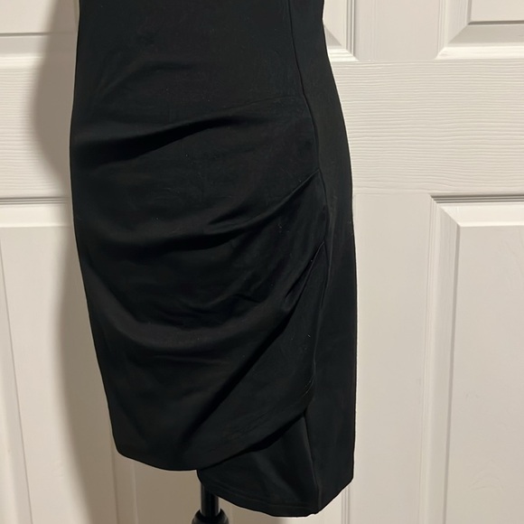 Vici neck plunge mini dress - Picture 2 of 6